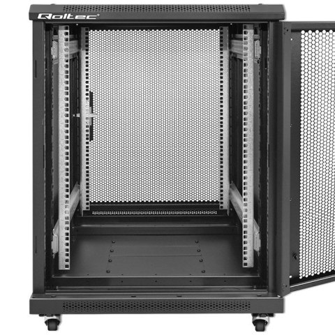 Qoltec Szafa RACK 19" | 15U | 600 x 600 x 855 | perforowane drzwi | stojąca | nóżki + kółka | stalowa obudowa | zamek
