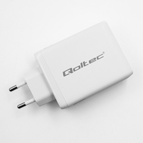 Qoltec Ładowarka sieciowa 100W GaN | 5-20V | 1.5-3A | 2 x USB-C PD | 1 x USB QC 3.0 | Biała