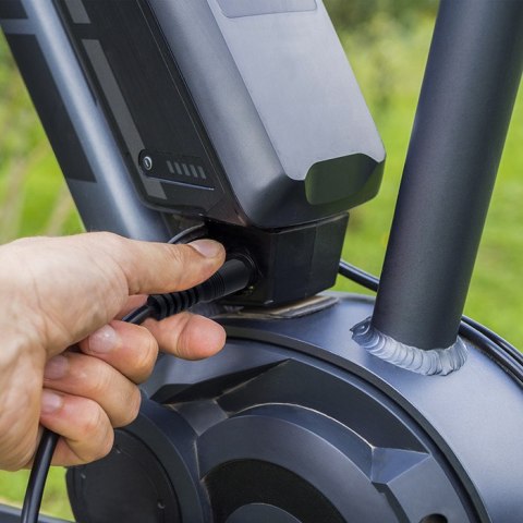 Qoltec Szybka Ładowarka do roweru skutera elektrycznego XIAOMI 36V | 42V | 2A | 8.0*8.0mm+pin | wodoodporna +kabel zasilający