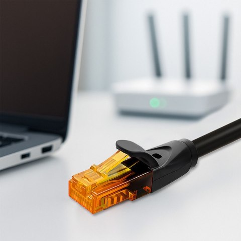 Qoltec Kabel Patchcord UTP | CAT6 | 2 x RJ-45 | High speed 1Gb/s | Pozłacane styki | 25m | czarny