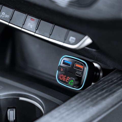 Transmiter samochodowy FM z funkcją bluetooth (2x USB + USB-C)