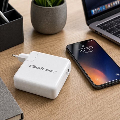 Qoltec Ładowarka Super Fast Power Delivery 96W | USB-C 3.0 | 5-20V | 3-4.8A | Laptop | Mcbook | Smartfon