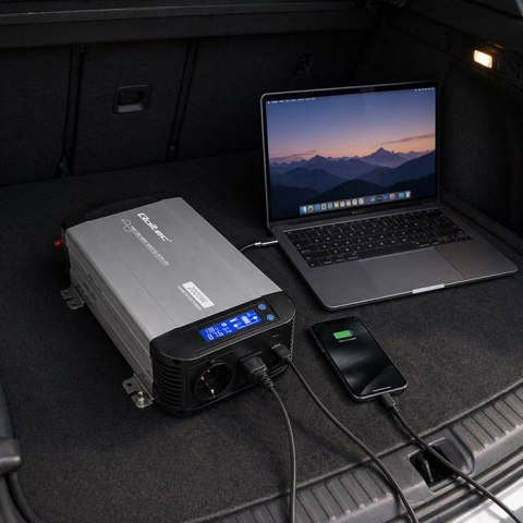 Qoltec Przetwornica napięcia Pure Sine Wave z UPS | 12V na 230V | 1000/2000W | LCD | USB | USB-C | Kompatybilna z LiFePO4 GEL AG